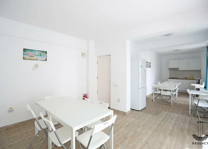 Regency Pensionat 3*