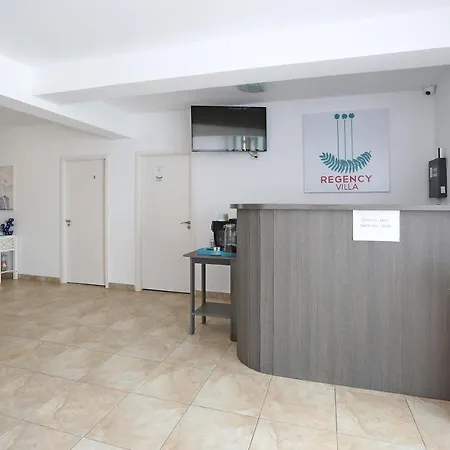 Regency 3*